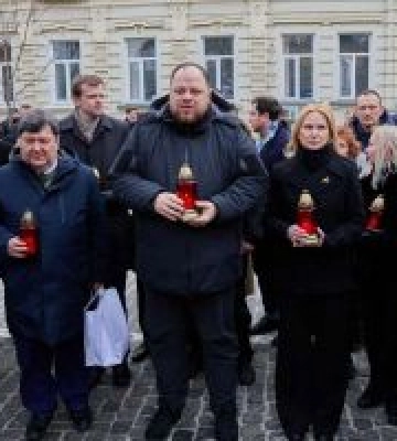 Керівництво Верховної Ради України вшанувало пам&#039;ять полеглих Захисників України в російсько-українській війні