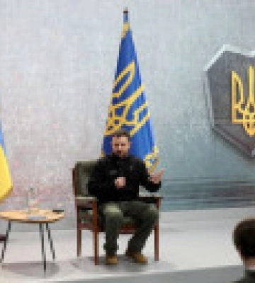 «Треба всім пахати. Це єдиний шанс перемогти»,  — Зеленський