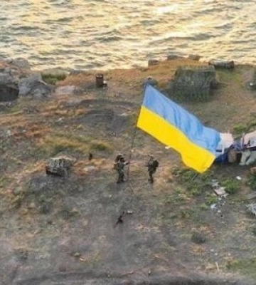 ОК &quot;Південь&quot; о цели бомбардировки россиянами острова Змеиный: Пытаются создать искусственную победу