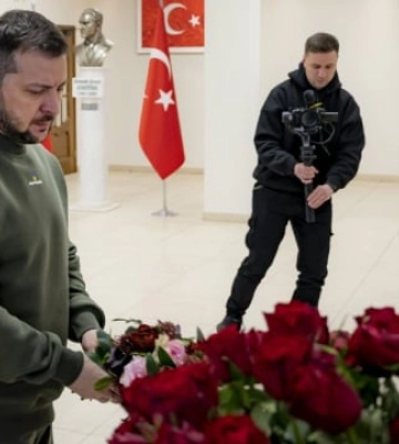 Зеленський вшанував пам&#039;ять жертв руйнівного землетрусу в Туреччині