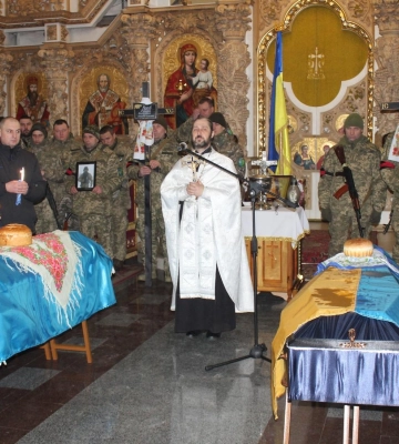 У Полтаві попрощались з двома загиблими воїнами