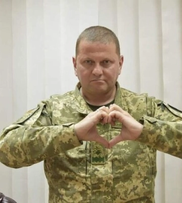 &quot;Это вдохновляет&quot;: Залужный вспомнил трогательный разговор с 4-летним мальчиком из Мариуполя