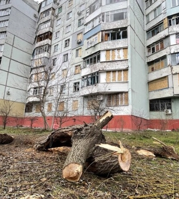 У Херсоні внаслідок обстрілу поранені двоє працівників обласної аварійно-рятувальної служби