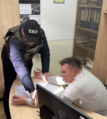 СБУ викрила на хабарах начальника митної лабораторії: за що брав гроші
