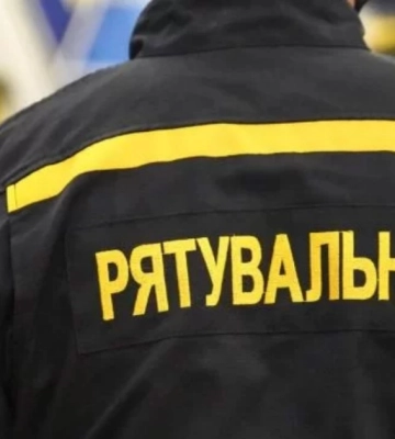 У Херсоні внаслідок обстрілу поранені двоє працівників обласної аварійно-рятувальної служби