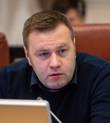 Через значні руйнування енергокомпанії не мають грошей на ремонт – ексміністр