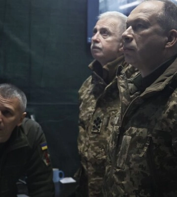 Сырский приехал в Бахмут. Бои идут на окраинах, россияне хотят окружить город — фото
