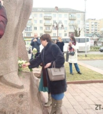 Культпрацівники Звягеля та Борислава провели краєзнавчу зустріч, присвячену дню народження Лесі Українки