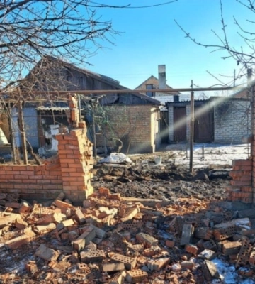 Окупанти вночі накрили вогнем Дніпропетровщину: пошкоджені будинки, коледж, газопровід