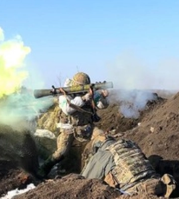 &quot;М&#039;ясорубка&quot; в Бахмуті: що говорять влада та військові про ситуацію в місті та околицях