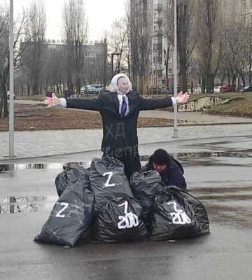 У Дніпрі спалили опудало російського диктатора (Відео)