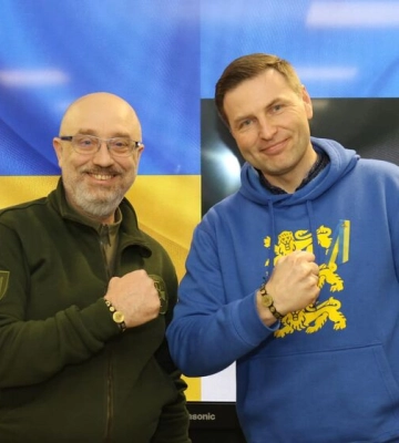 В Киев приехал министр обороны Эстонии и объявил о новом пакете военной помощи Украине