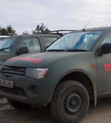 Жителі Рівненщини відправили на війну 120 бандеромобілів (ВІДЕО)