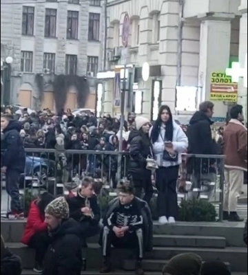 В Харькове несколько часов полиция искала взрывчатку в центре города