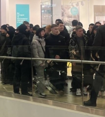 У Росії правоохоронці масово затримують підлітків із «ПВК Редан»: деталі