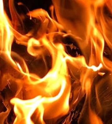 На Полтавщині під час пожежі врятували чоловіка