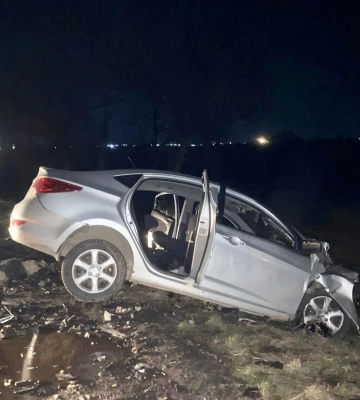 Автівка розбита вщент: смертельна ДТП на трасі Київ-Одеса (ФОТО)
