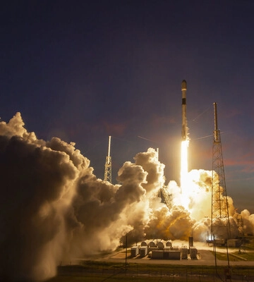 SpaceX анонсувала запуск ракети Falcon 9, яка доставить трьох космонавтів на МКС