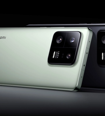 Ціна на рівні iPhone 14 і iPhone 14 Pro: в Україні стартували продажі Xiaomi 13 і Xiaomi 13 Pro