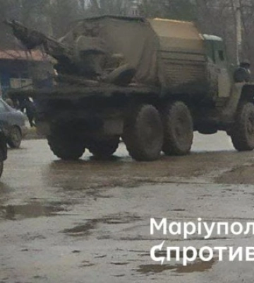 Окупанти змінили напрям руху військової техніки через Маріуполь, - Андрющенко