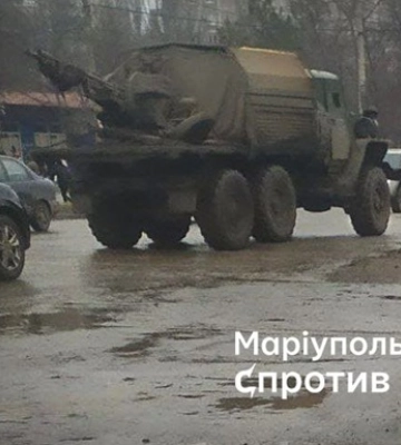 Окупанти змінили напрям руху військової техніки через Маріуполь, - Андрющенко