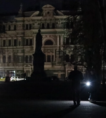 Майже вся Одеса знову без електроенергії і води
