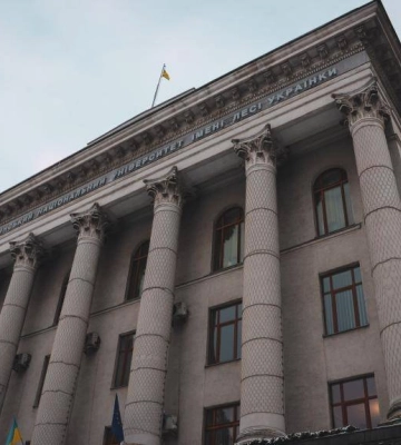 Єдиний мовний режим: у ВНУ відреагували на публікації у ЗМІ щодо професорки Луїзи Оляндер, яка нібито викладає російською