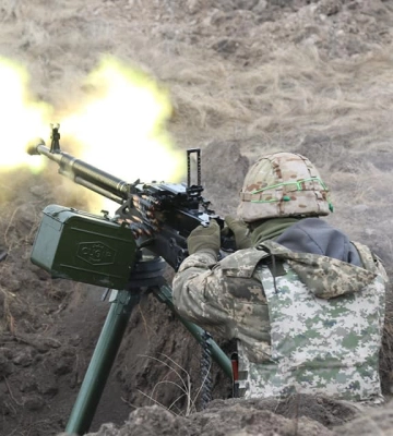 Росіяни намагаються активно штурмувати українські позиції на Луганщині малими групами, - Гайдай