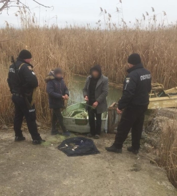 На Одещині затримали 28-річного чоловіка та підлітка, які завдали державі збитків на понад 500 тисяч гривень, - ФОТО