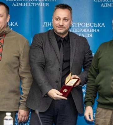 У Дніпрі міністр оборони Резніков нагородив лікарів і комунальників міста
