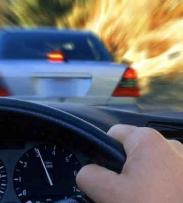 На одній із центральних вилиць Одеси відновлять рух автотранспорту