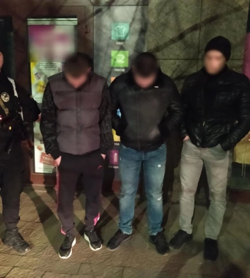 В Ужгороді чоловіки вчиняли хуліганство