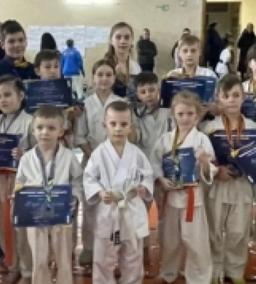 Юні каратисти з Корця взяли участь у відкритому чемпіонаті Львівської області