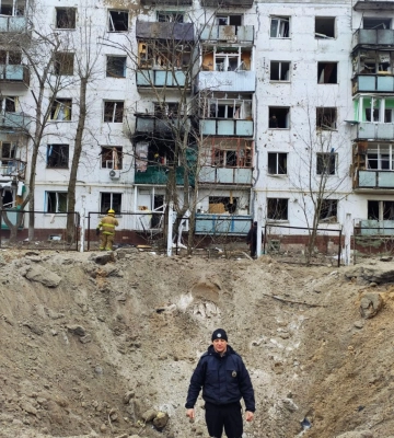 Загиблий та двоє поранених: поліція показала наслідки обстрілів Харківщини