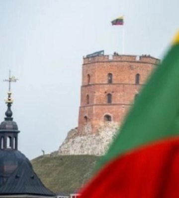 Чорнобаївська громада отримала автомобілі від Литви