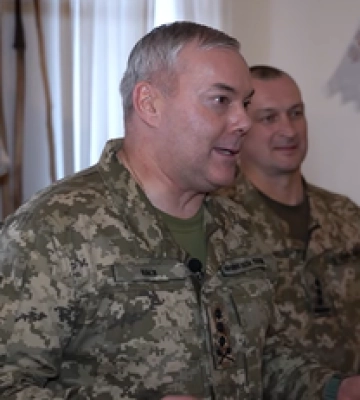 Наев встретился с членами подростковой волонтерской организации “Крихітки": видео Наев встретился с членами подростковой волонтерской организации “Крихітки": видео