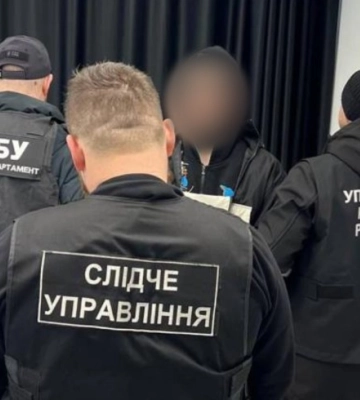 Одеські оперативники викрили шахраїв, які збирали допомогу нібито від імені начальників ОВА