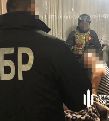 У Дніпрі затримали банду, яка діяла під виглядом тероборони