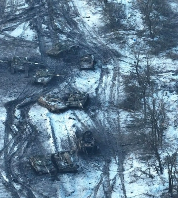 Найбільша танкова битва у війні: За три тижні боїв під Вугледаром ЗСУ знищили щонайменше 130 танків та БТРів армії РФ, - NYT