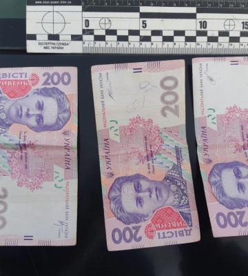 Розповіли, як водії на Рівненщині безуспішно пропонують хабарі