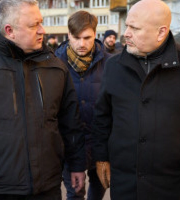 Прокурор Міжнародного кримінального суду Хан оглянув місця воєнних злочинів на Київщині