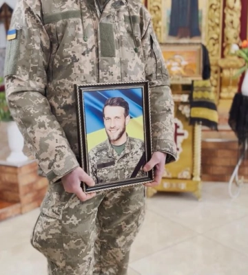 На Рівненщині попрощалися із загиблим депутатом та військовим (ВІДЕО)