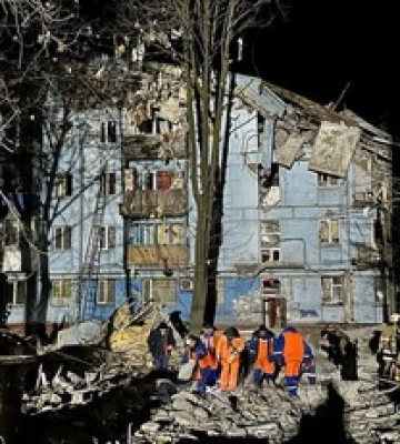 Черговий теракт від Росії - ракета окупантів влучила у житловий будинок у Запоріжжі: всі подробиці, фото та відео