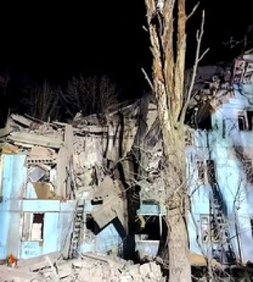 Удар по житловій п&#039;ятиповерхівці у Запоріжжі: під завалами знайшли тіло ще одного загиблого, фото