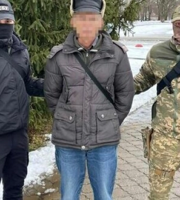 Агітував за приєднання до РФ та поширював інформацію про &quot;турботливих&quot; рашистів: СБУ затримала зрадника на Харківщині. ФОТО