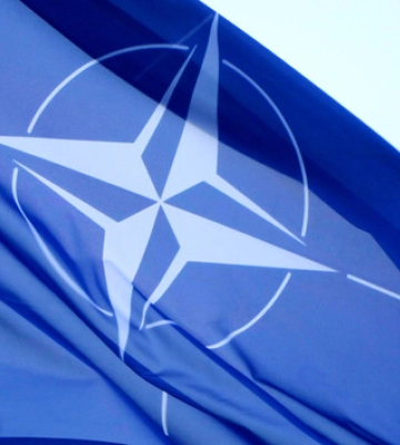 Турция возобновляет диалог о вступлении Швеции и Финляндии в НАТО Турция возобновляет диалог о вступлении Швеции и Финляндии в НАТО