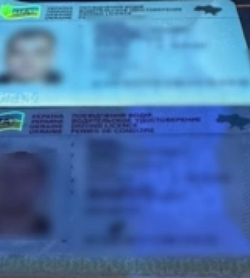 Прикордонники Мукачева затримали шістьох чоловіків з фальшивими документами