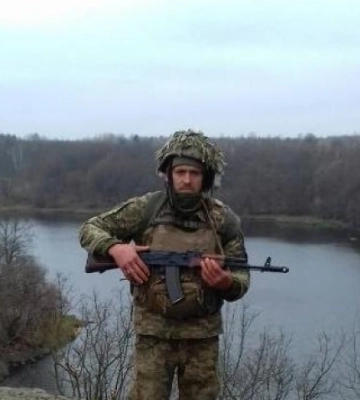 На Млинівщину прийшла трагічна звістка - війна забрала життя снайпера Романа Чимчука