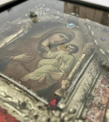 З України під виглядом фурнітури намагалися вивезти старовинну ікону