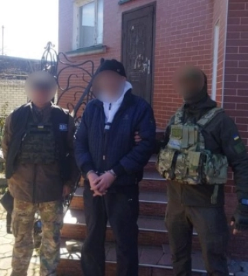 У Херсоні затримали ексзаступника начальника колонії №90, який працював на Росію